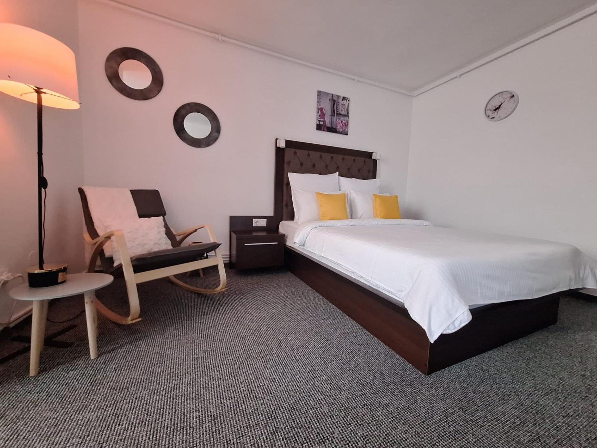 Onyx - Radiance Aparthotel ブラショフ エクステリア 写真
